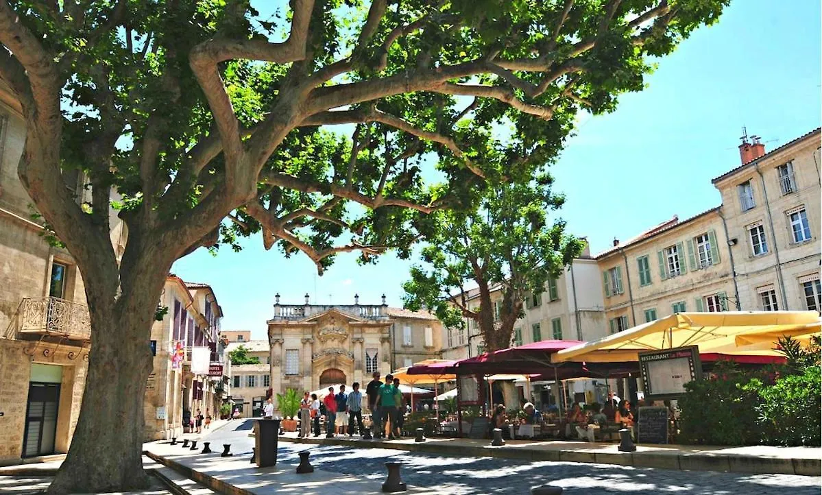 דירות 3 Cles Avignon Centre